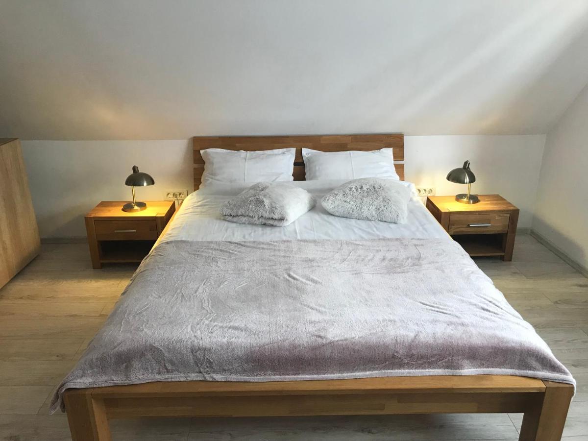 Apartament Modern Брашов Екстериор снимка