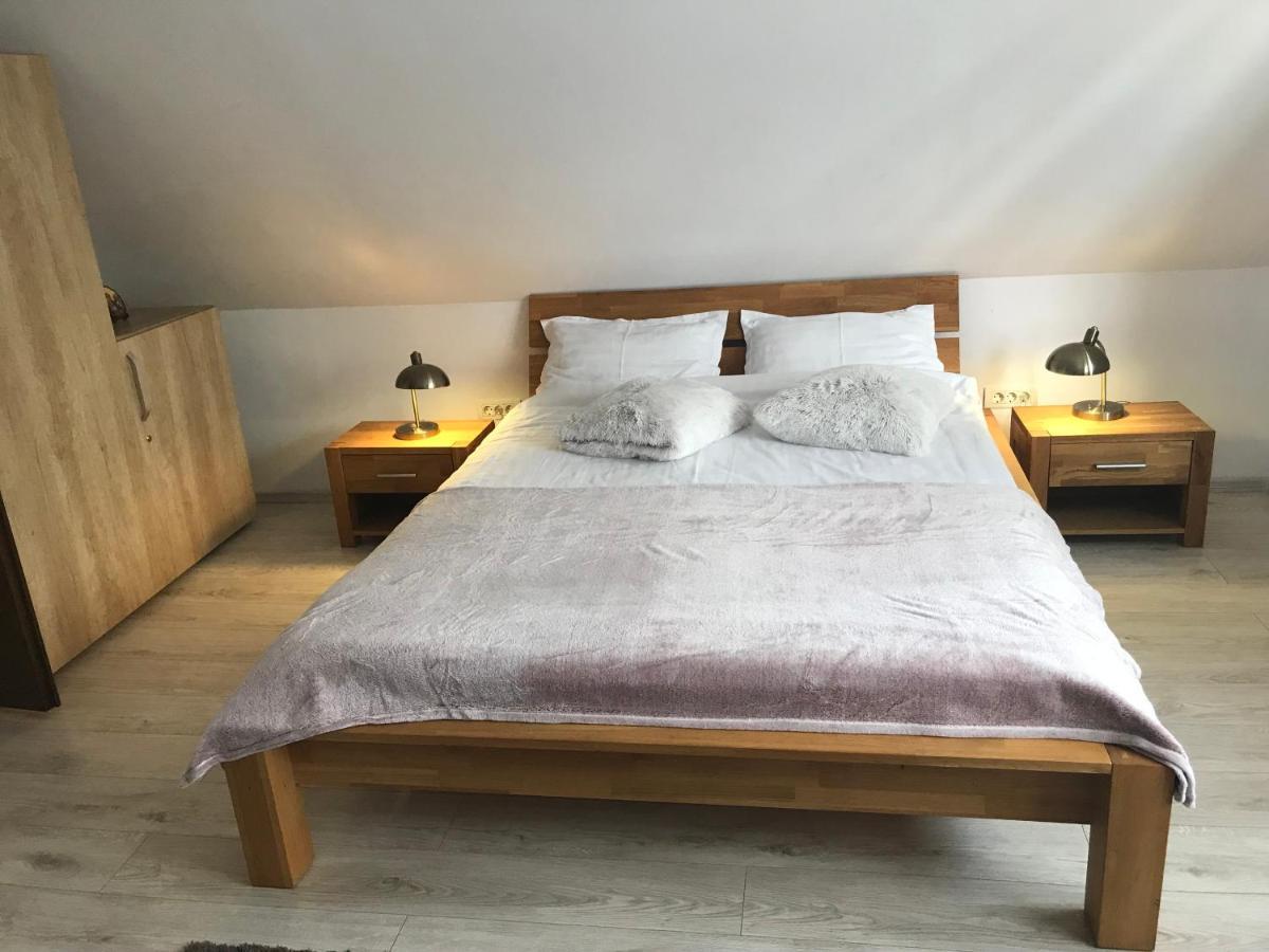 Apartament Modern Брашов Екстериор снимка