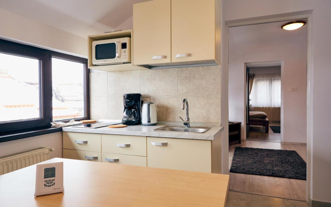Apartament Modern Брашов Екстериор снимка
