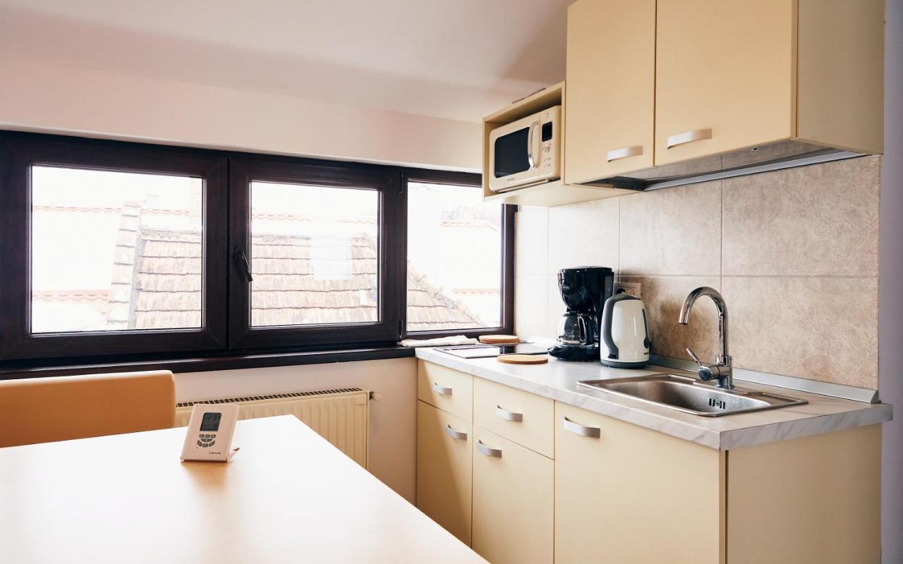 Apartament Modern Брашов Екстериор снимка