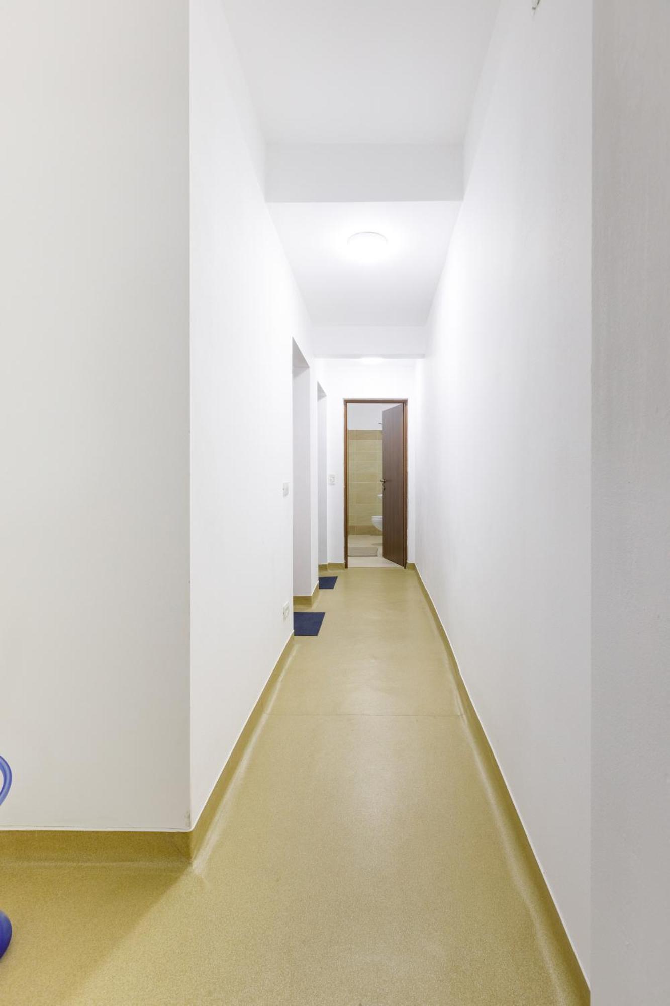 Apartament Modern Брашов Екстериор снимка