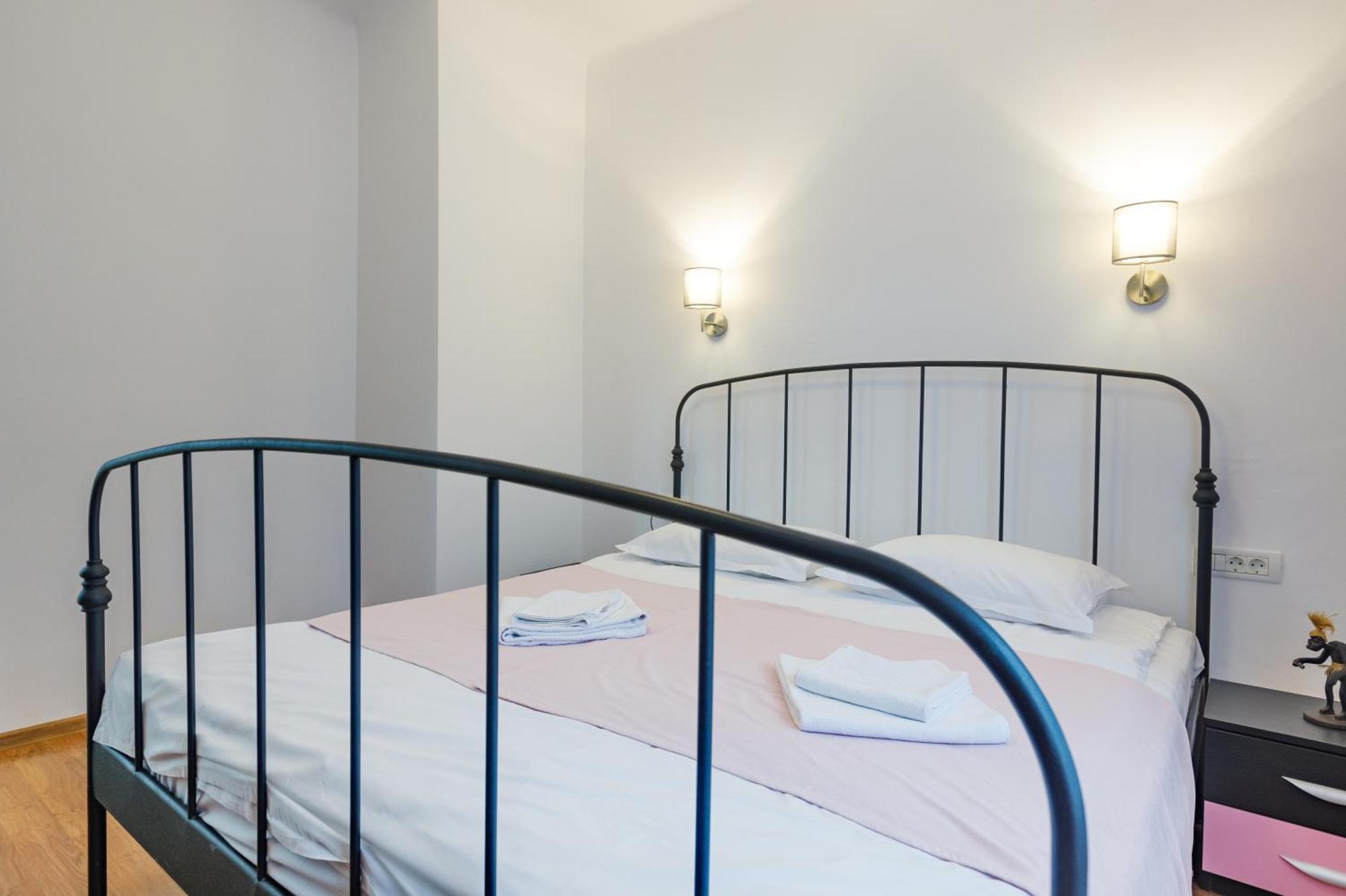 Apartament Modern Брашов Екстериор снимка
