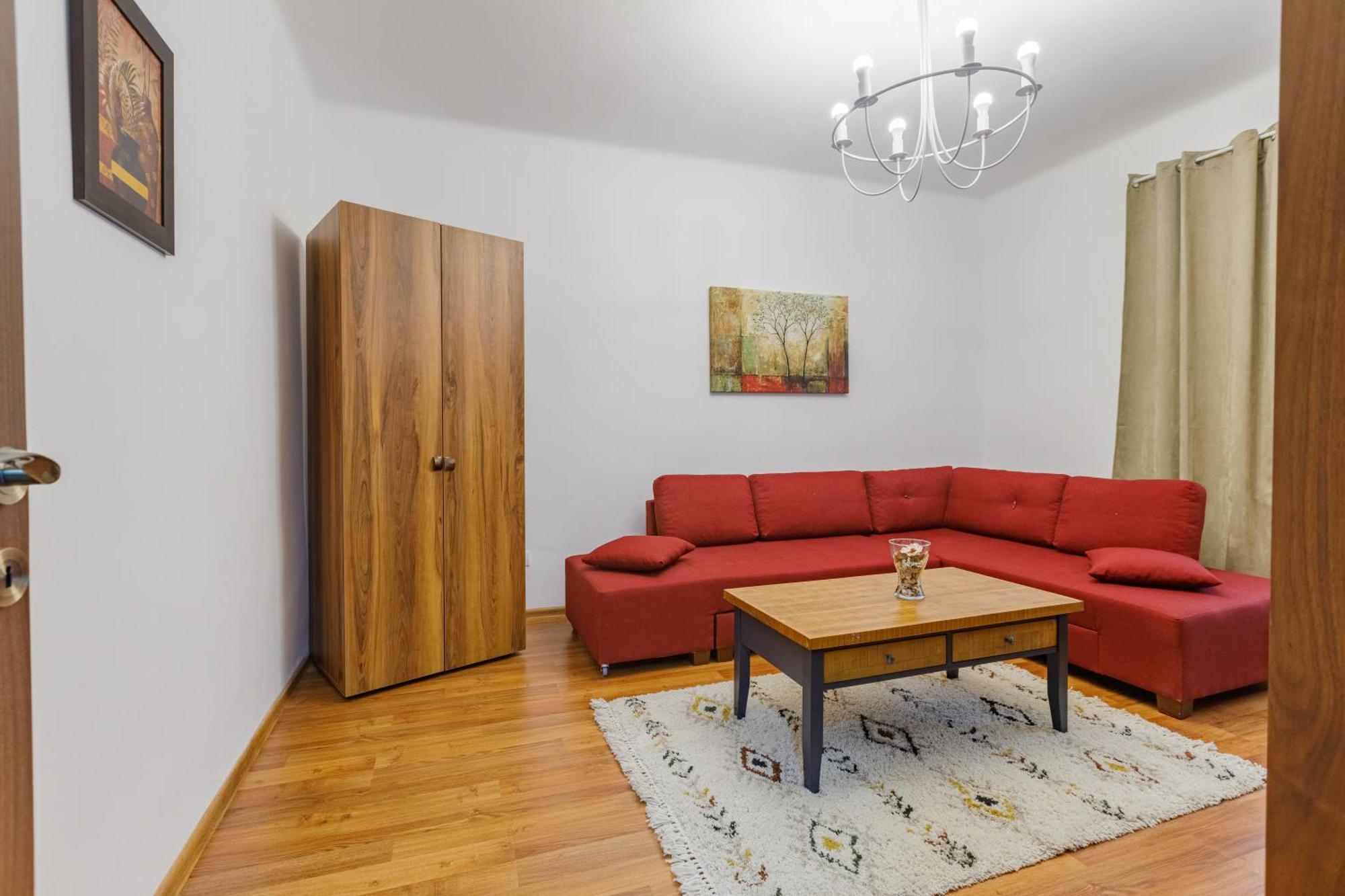 Apartament Modern Брашов Екстериор снимка